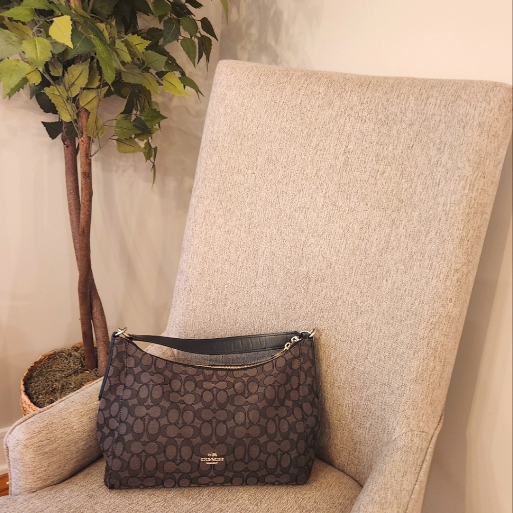 Coach shoulder bag